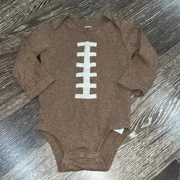 🏈 ✌️ 12 month Football Onesies! 🏈 - Picture 4 of 6
